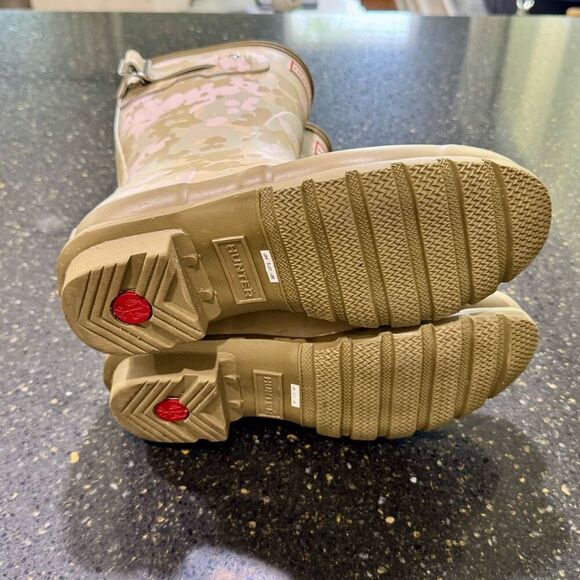Hunter Women’s Short Flecktarn Camo Rain Boots. Size 6. - Picture 12 of 14